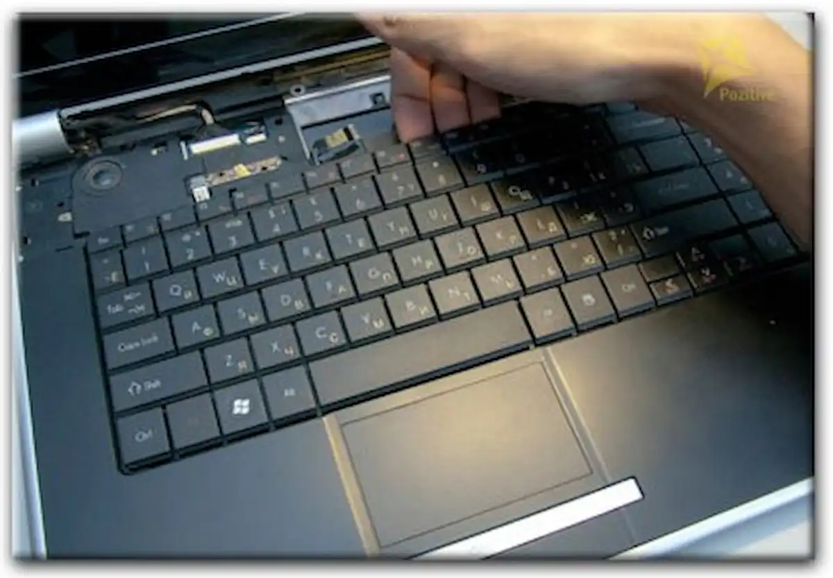 Замена клавиатуры ноутбука Packard Bell в Слободском